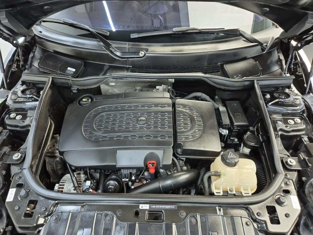 2012 MINI COUNTRYMAN 