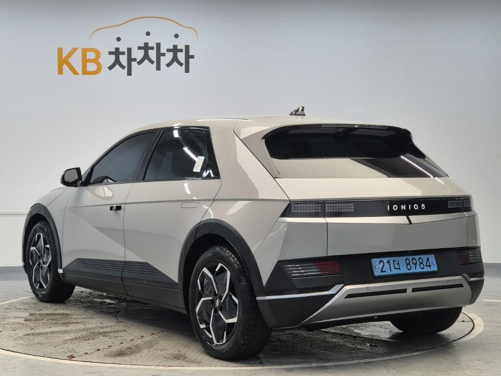 2022 HYUNDAI IONIQ5 