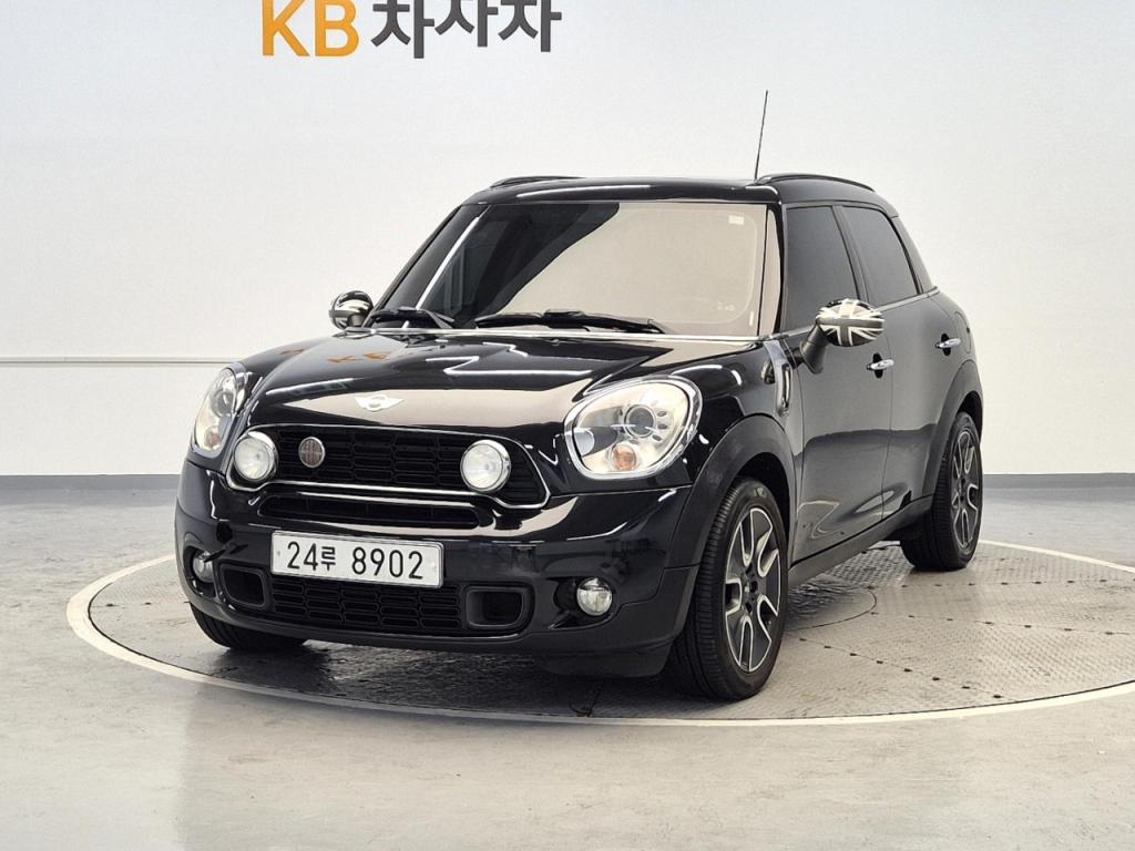 2011 MINI COUNTRYMAN 