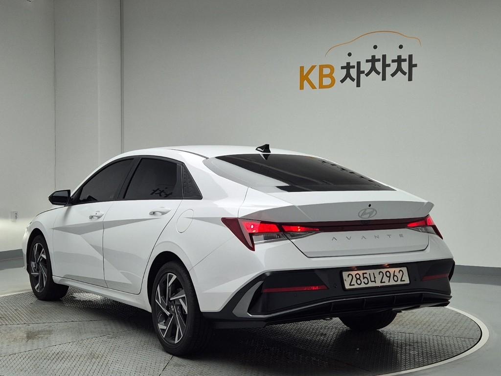 2025 HYUNDAI AVANTE (CN7) 
