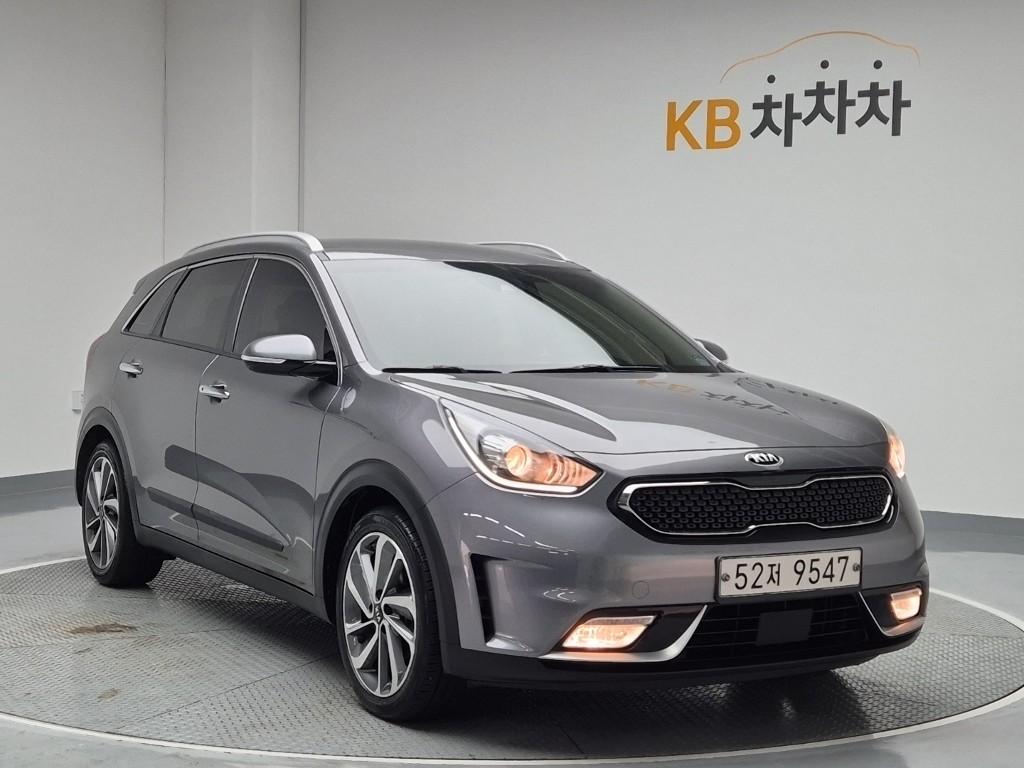 2018 KIA NIRO 