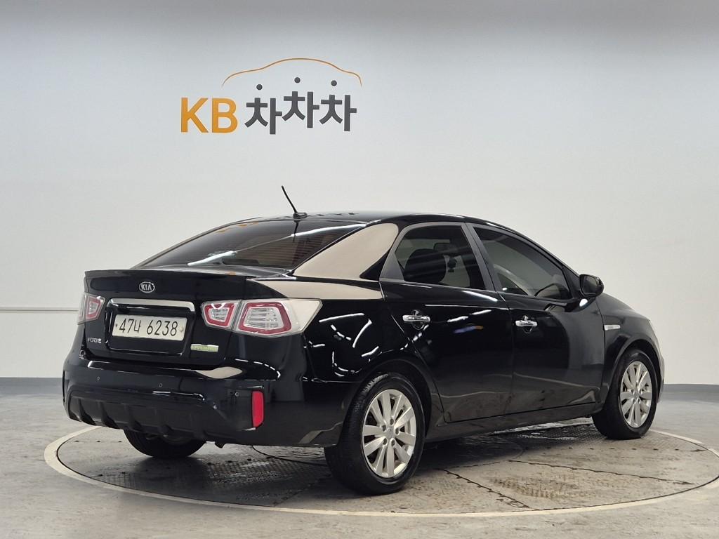 2011 KIA FORTE HYBRID 