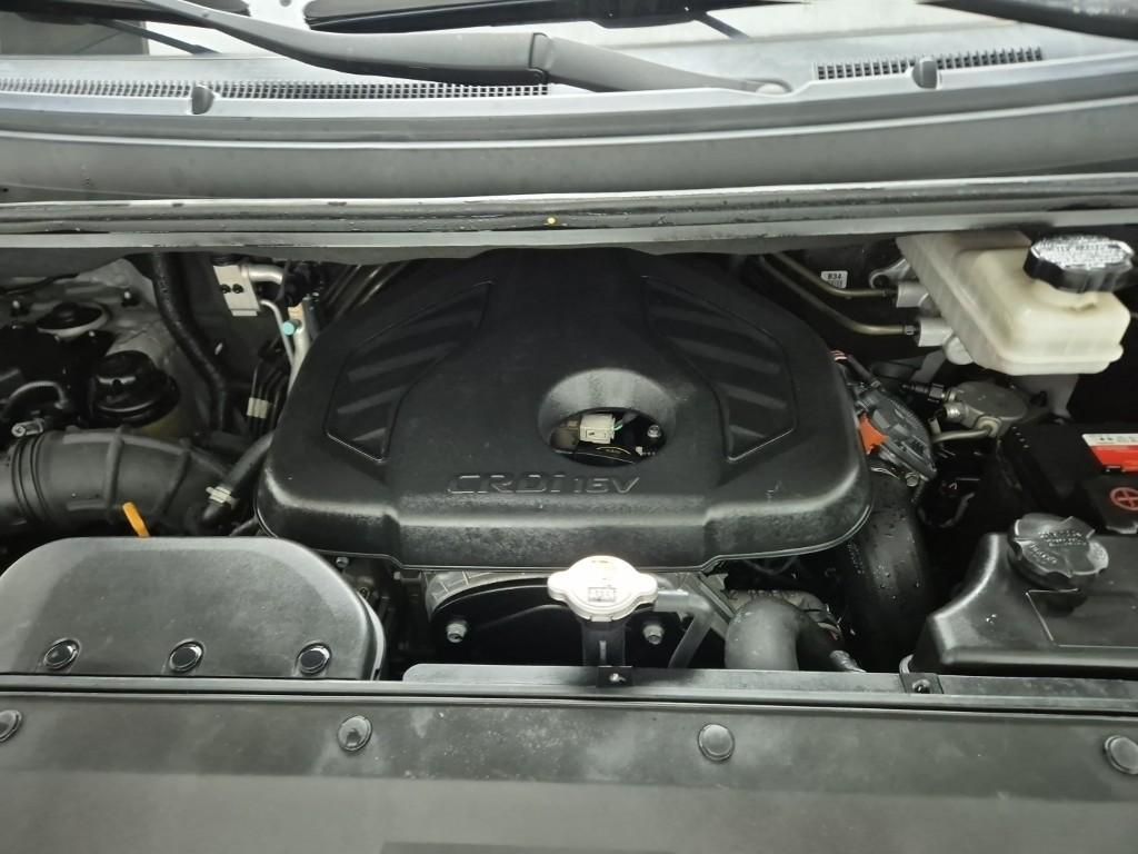 2017 HYUNDAI GRAND STAREX 