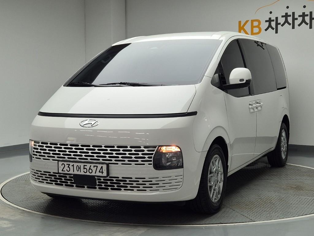 2022 HYUNDAI STARIA 