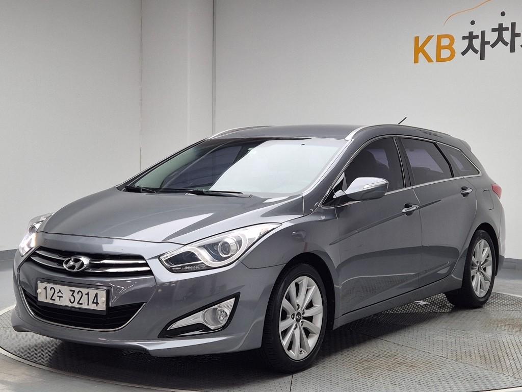 2012 HYUNDAI i40 