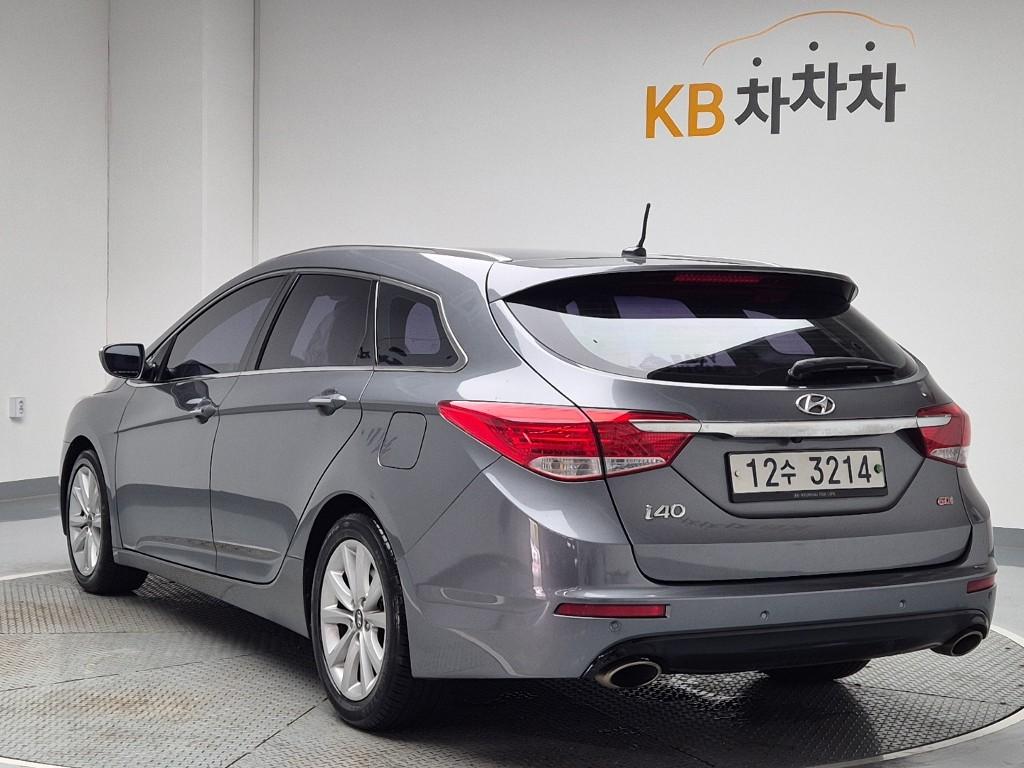 2012 HYUNDAI i40 