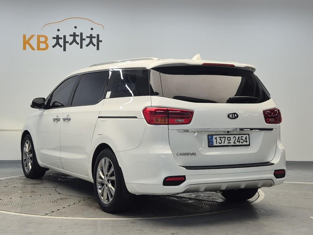 2019 KIA THE NEW CARNIVAL 
