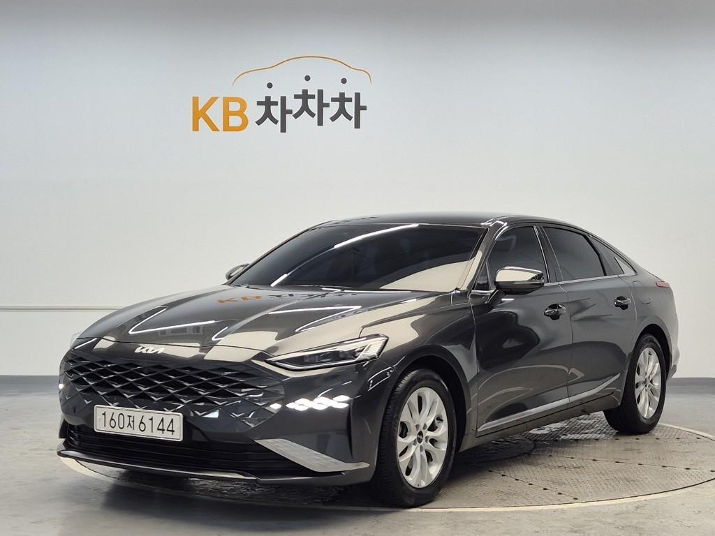 2022 KIA K8 