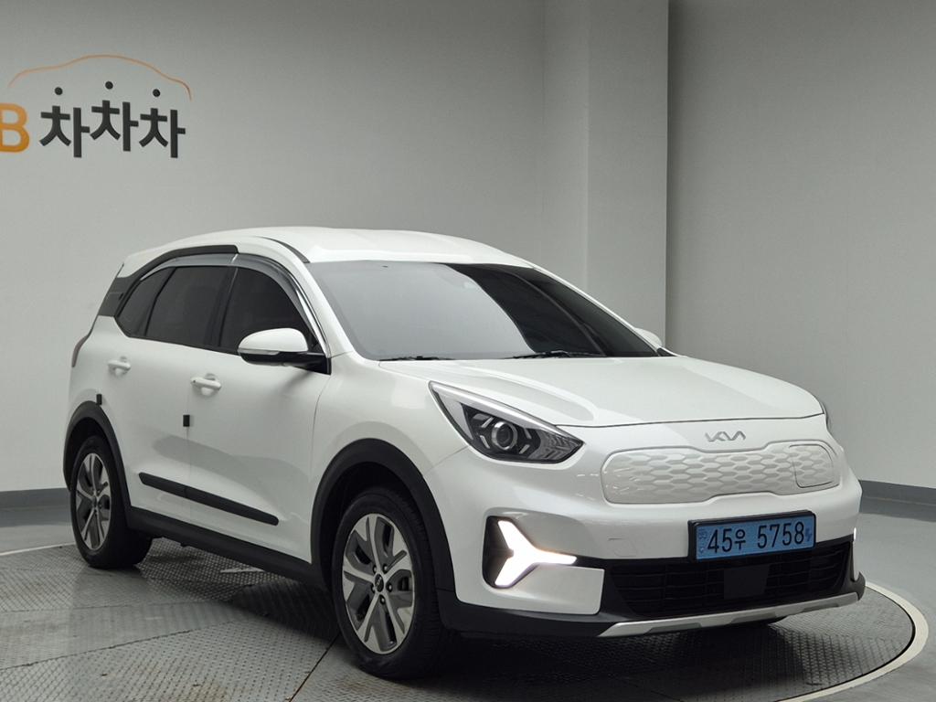2023 KIA NIRO PLUS 