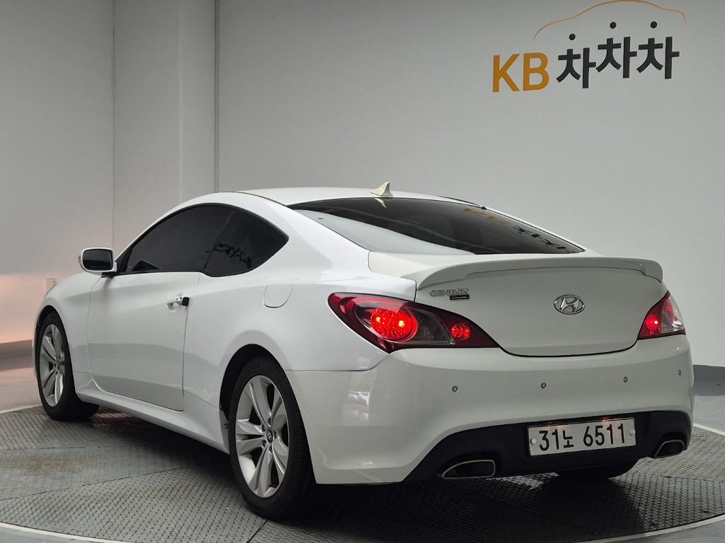 2011 HYUNDAI GENESIS COUPE 