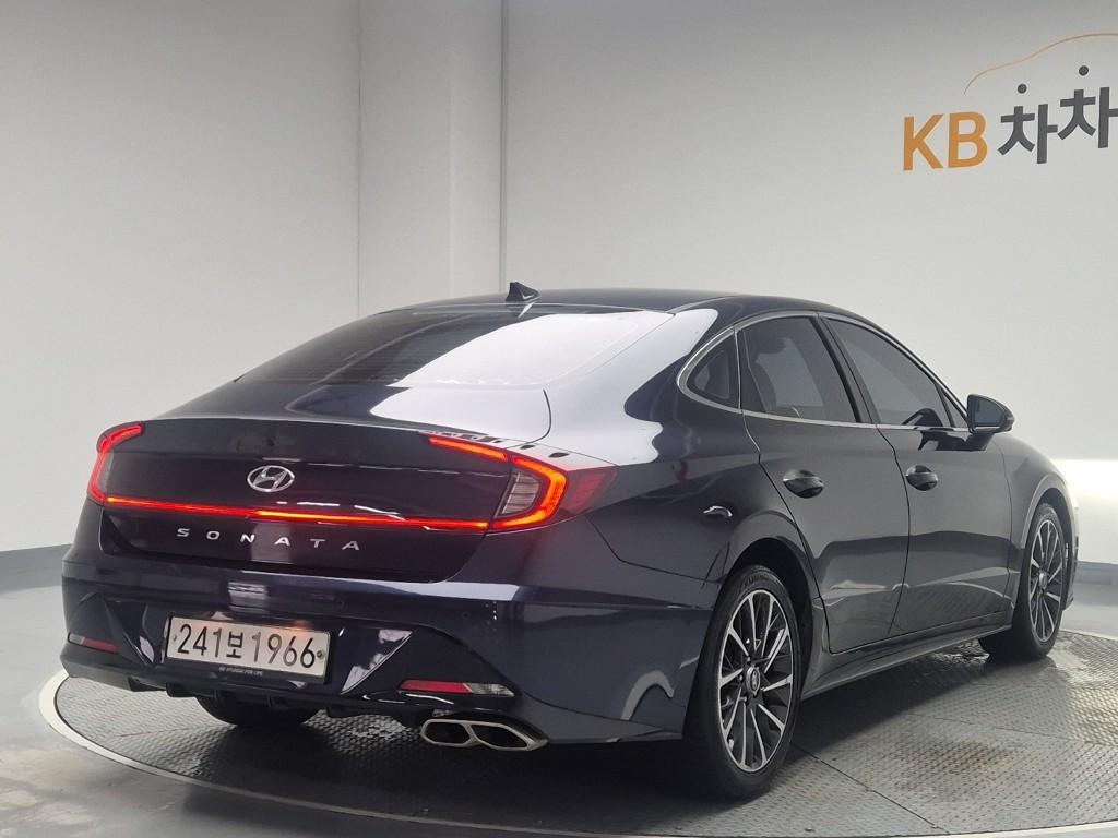 2020 HYUNDAI SONATA (DN8) 