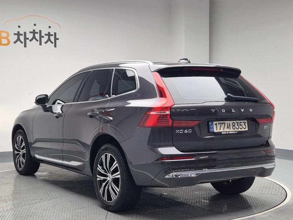 2022 VOLVO XC60 (2Gen) 