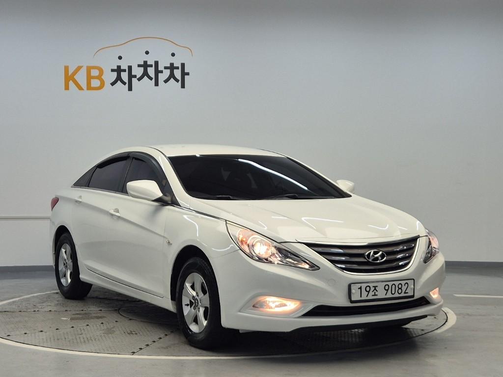 2012 HYUNDAI SONATA (YF) 
