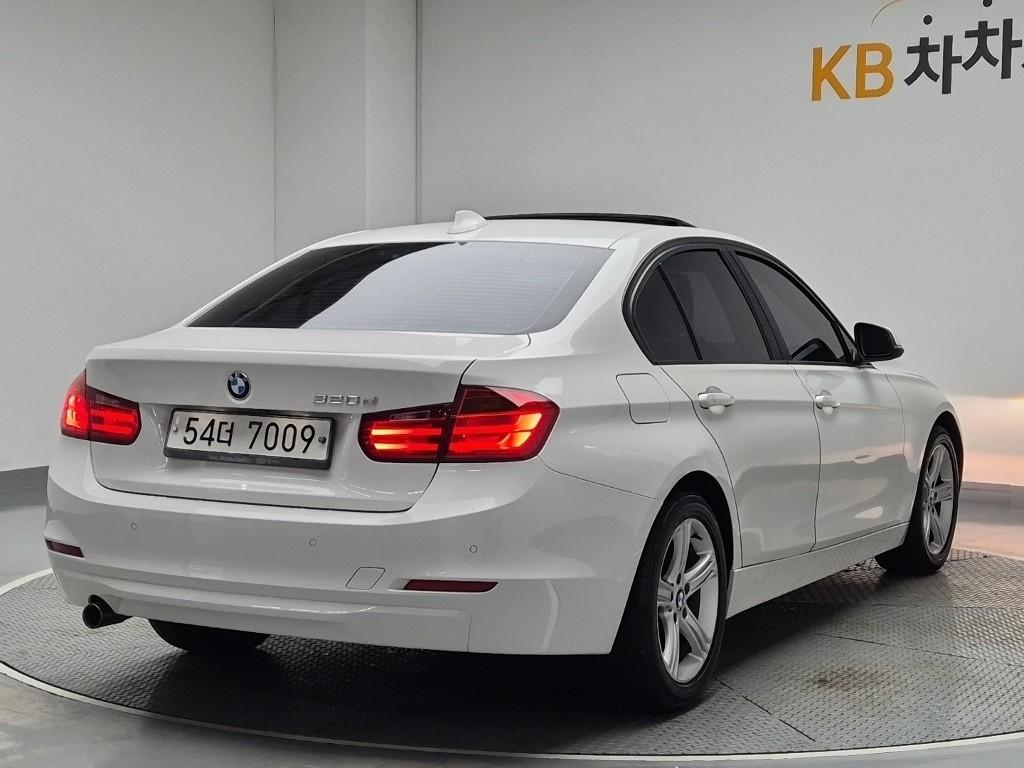 2012 BMW 3 Series (6Gen) 
