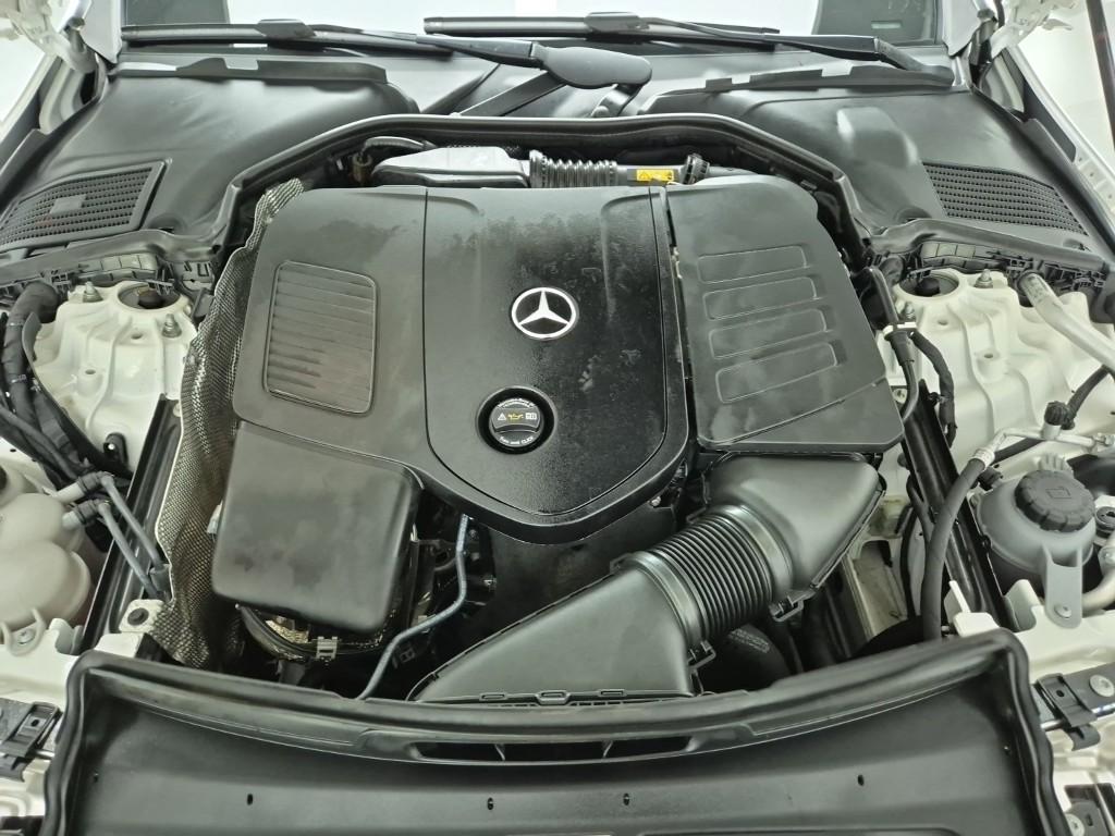 2023 BENZ C CLASS (5Gen) 