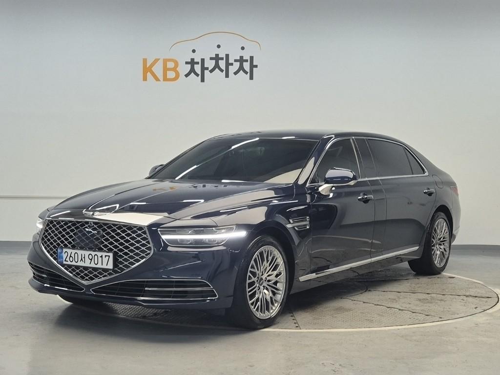 2021 GENESIS G90 