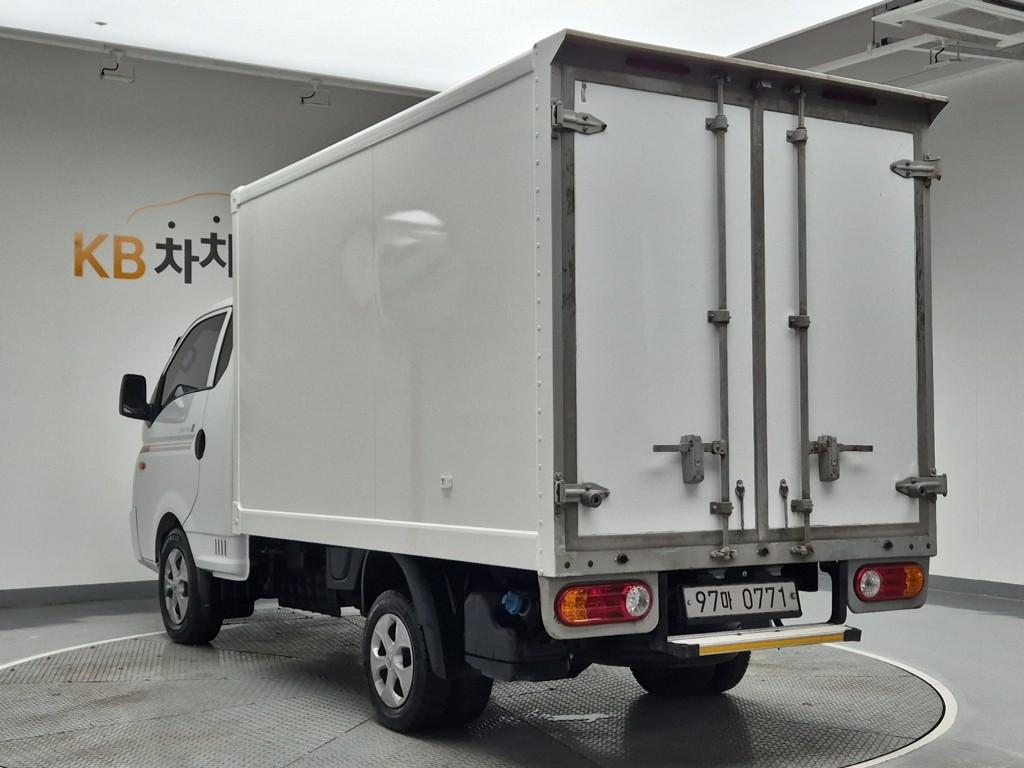 2020 HYUNDAI PORTER II 