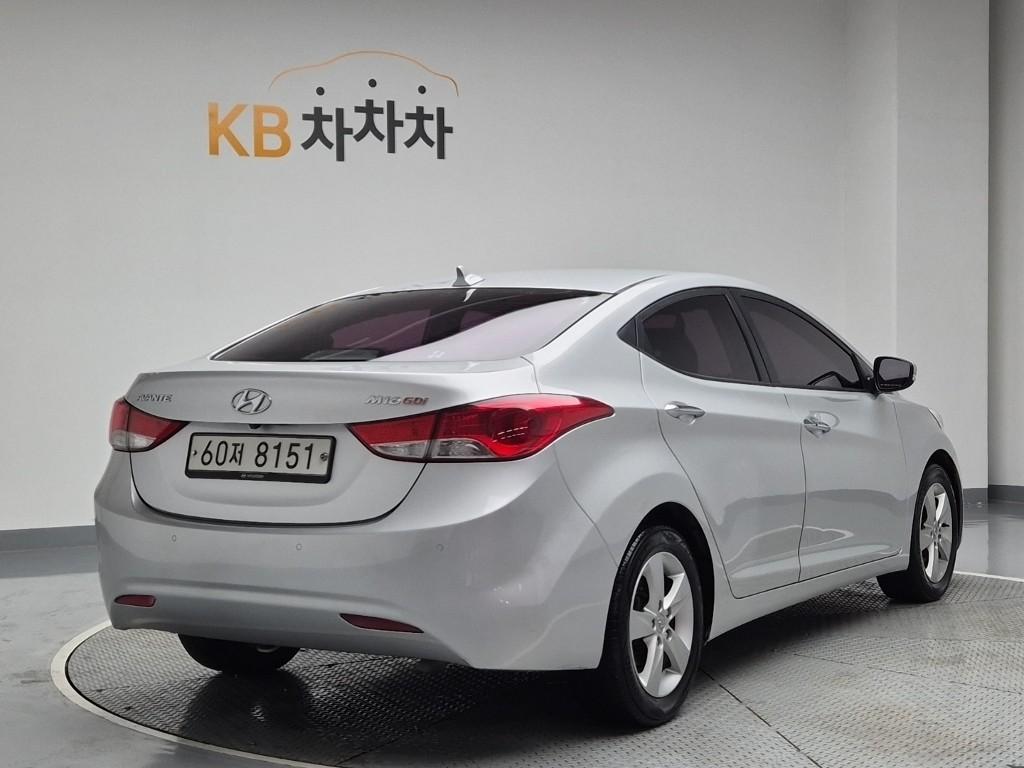 2013 HYUNDAI AVANTE MD 