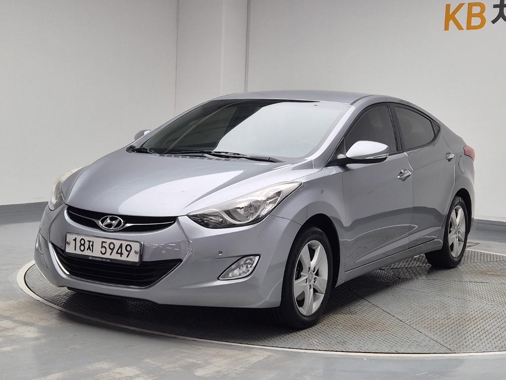 2013 HYUNDAI AVANTE MD 