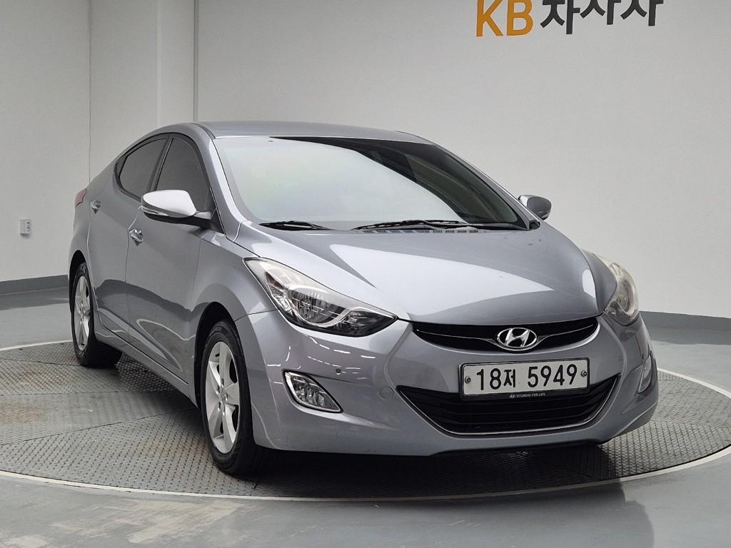 2013 HYUNDAI AVANTE MD 