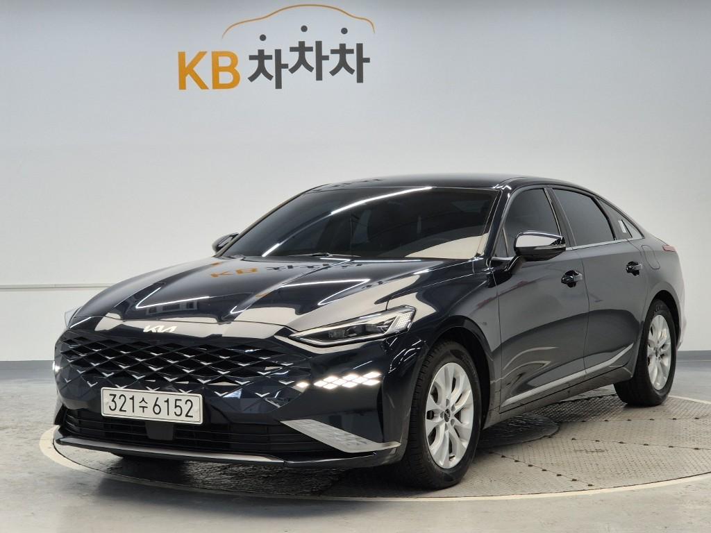 2022 KIA K8 