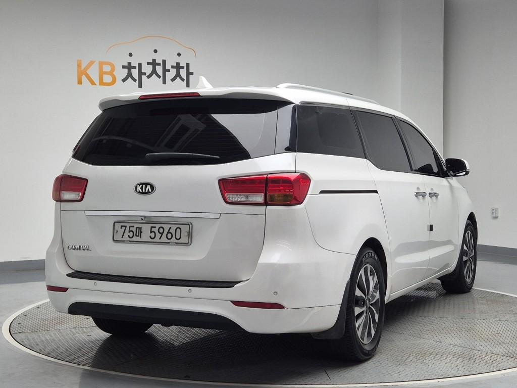 2015 KIA ALL NEW CARNIVAL 