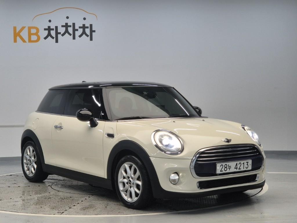 2015 MINI COOPER 