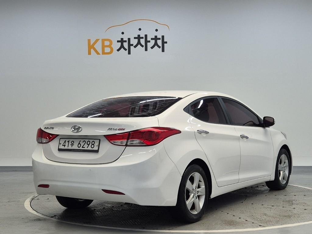 2012 HYUNDAI AVANTE MD 