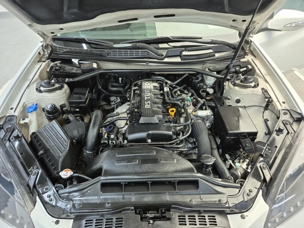 2010 HYUNDAI GENESIS COUPE 