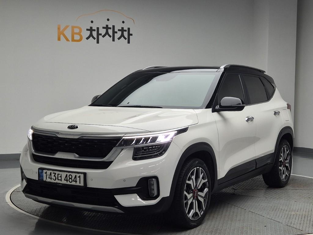 2021 KIA SELTOS 