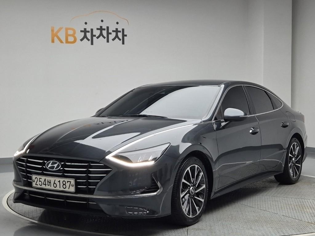 2021 HYUNDAI SONATA (DN8) 