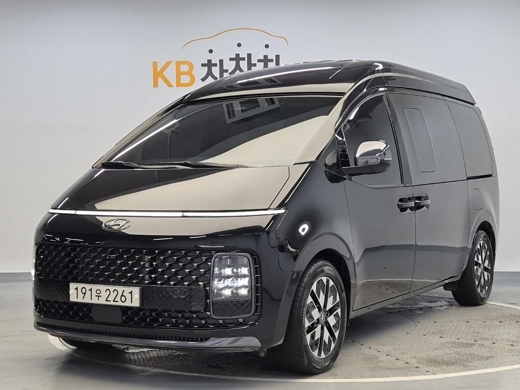 2023 HYUNDAI STARIA 