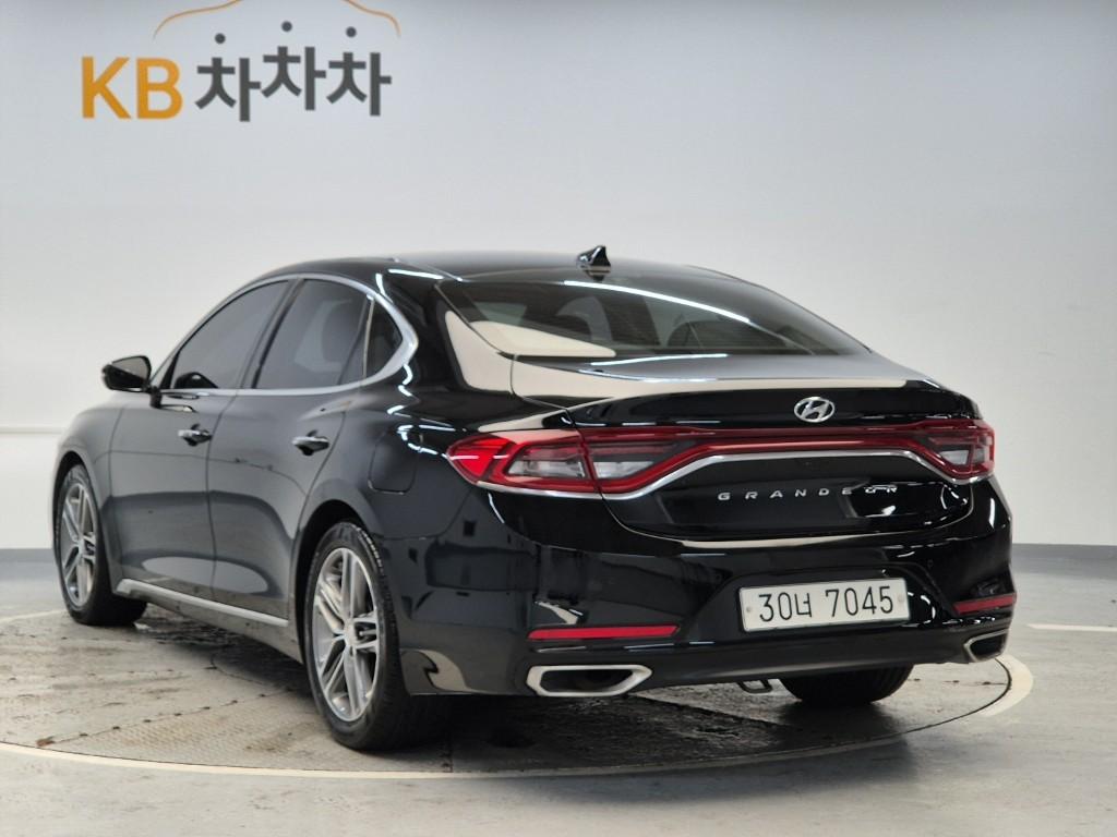 2018 HYUNDAI GRANDEUR IG 