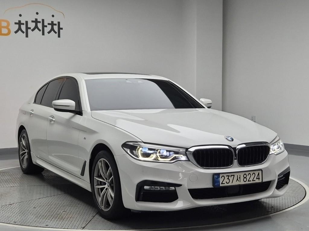 2017 BMW 5 SERIES (7Gen) 