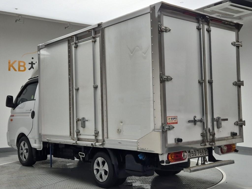 2021 HYUNDAI PORTER II 