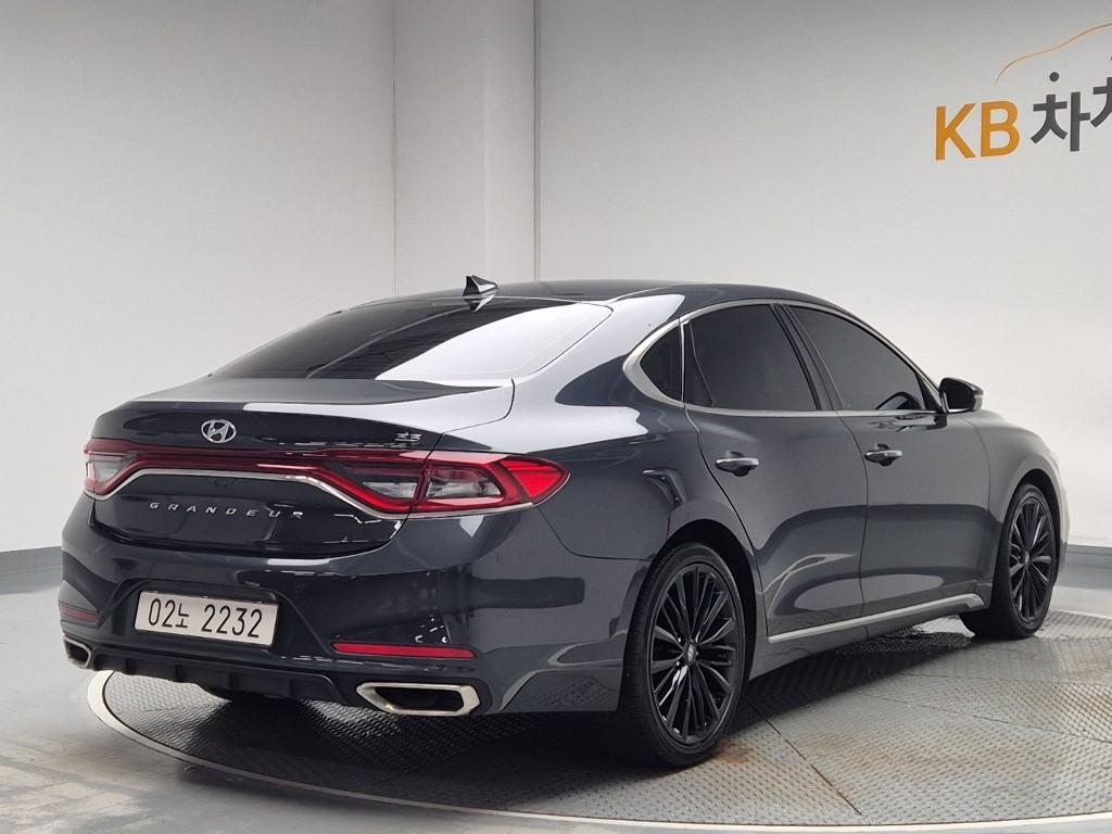2017 HYUNDAI GRANDEUR IG 
