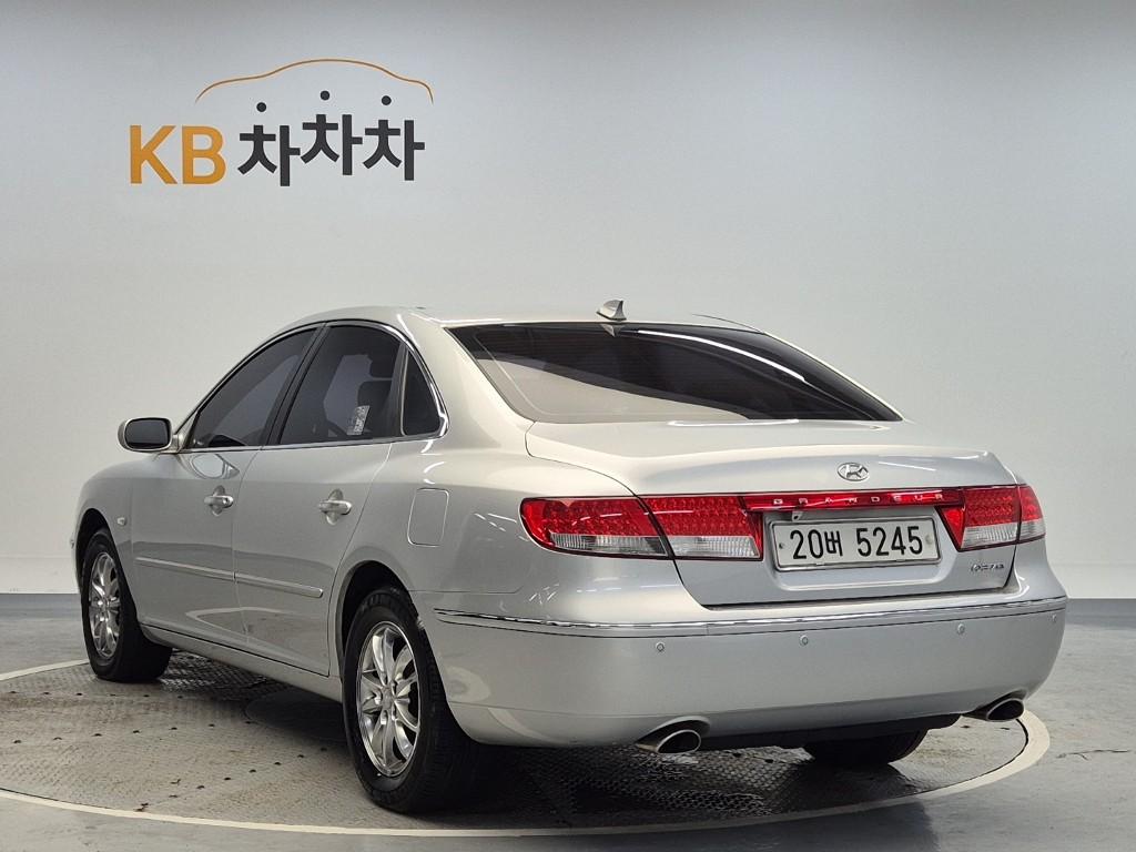 2009 HYUNDAI GRANDEUR NEW LUXURY  