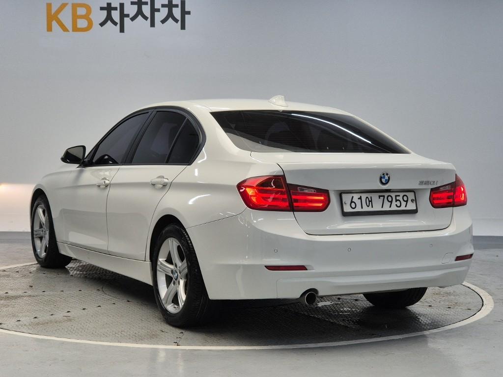 2015 BMW 3 Series (6Gen) 