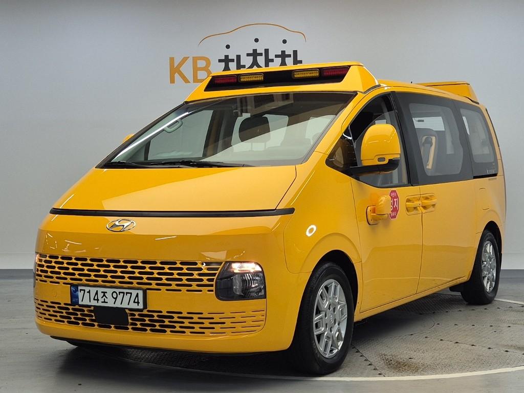 2023 HYUNDAI STARIA 