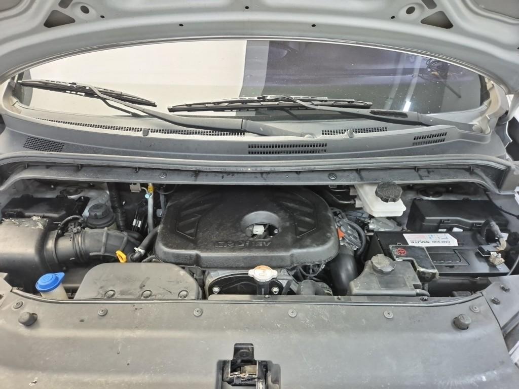 2019 HYUNDAI THE NEW GRAND STAREX 