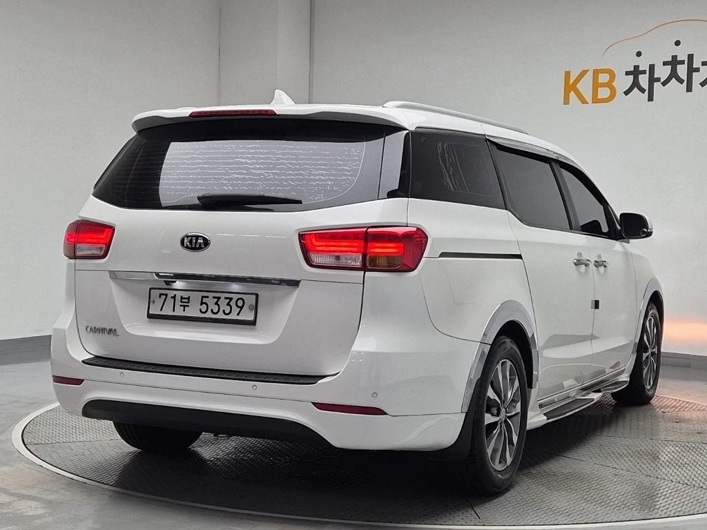 2016 KIA ALL NEW CARNIVAL 