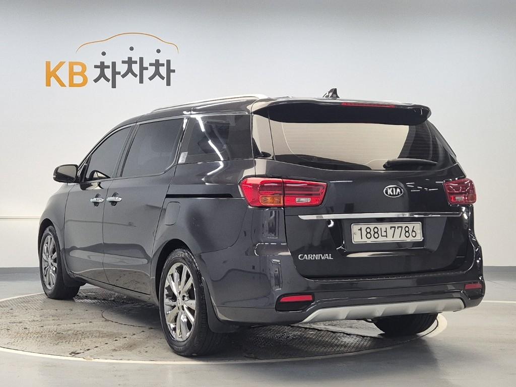 2019 KIA THE NEW CARNIVAL 