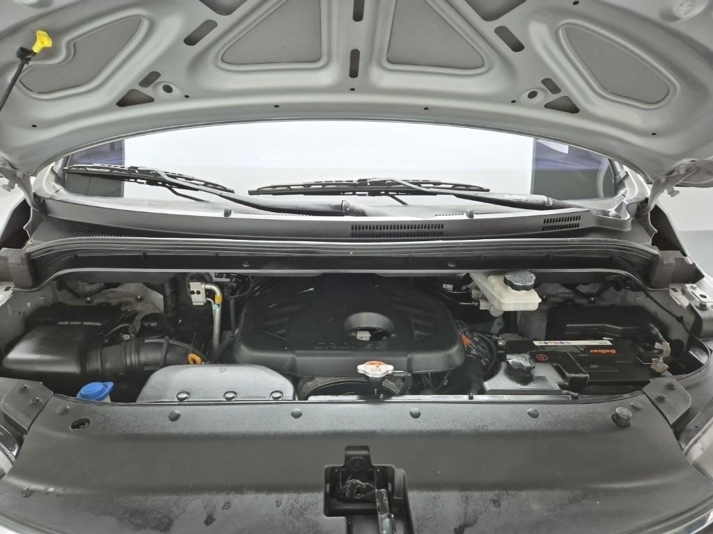 2019 HYUNDAI THE NEW GRAND STAREX 