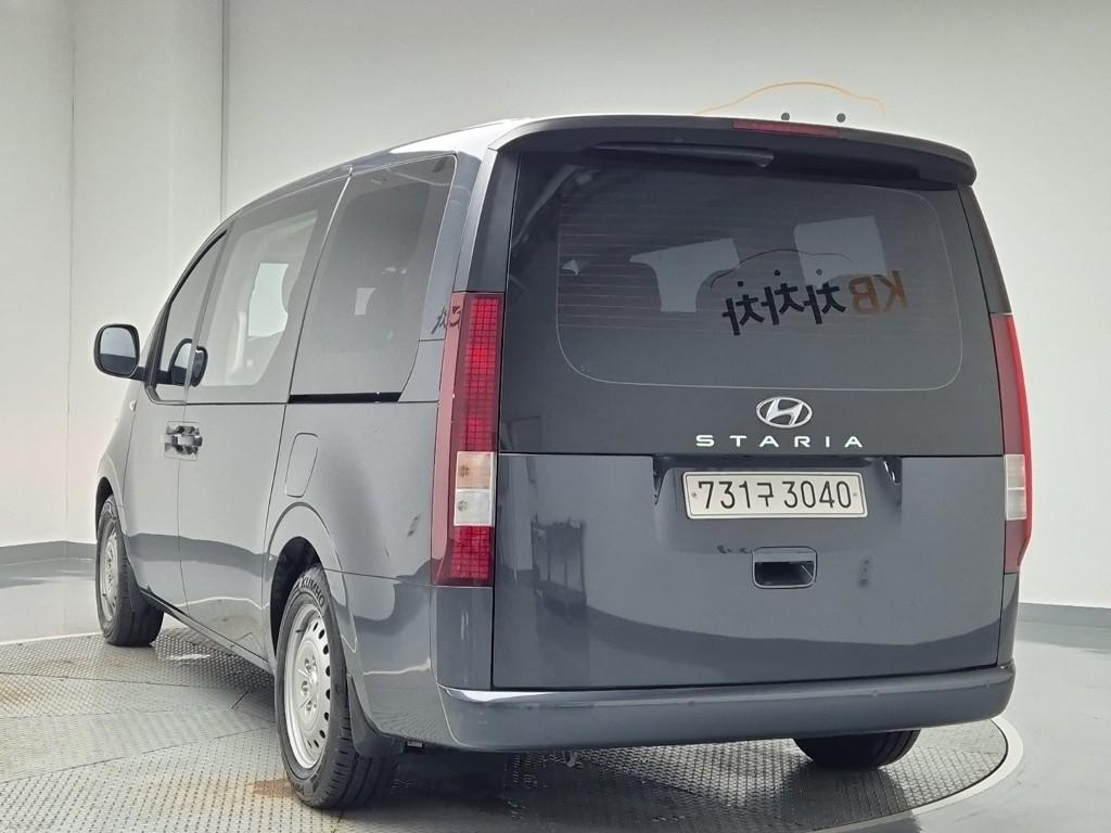 2022 HYUNDAI STARIA 