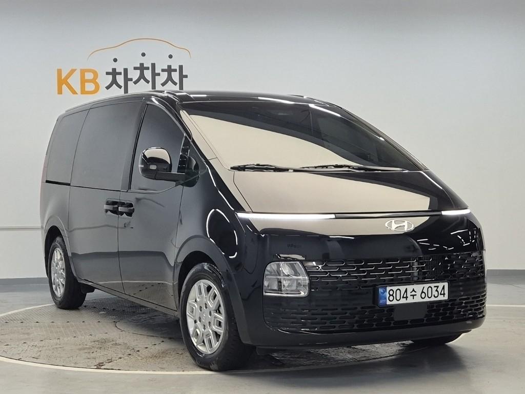 2023 HYUNDAI STARIA 