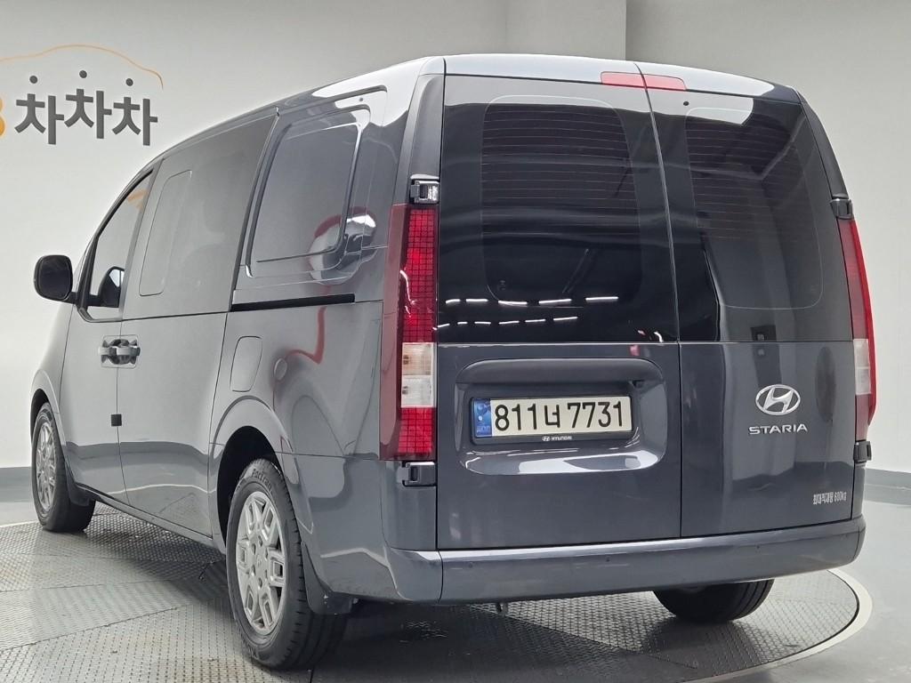 2022 HYUNDAI STARIA 