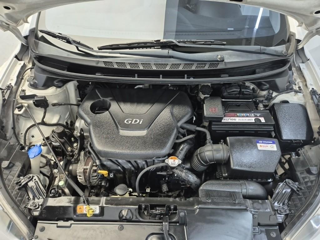 2012 HYUNDAI AVANTE MD 