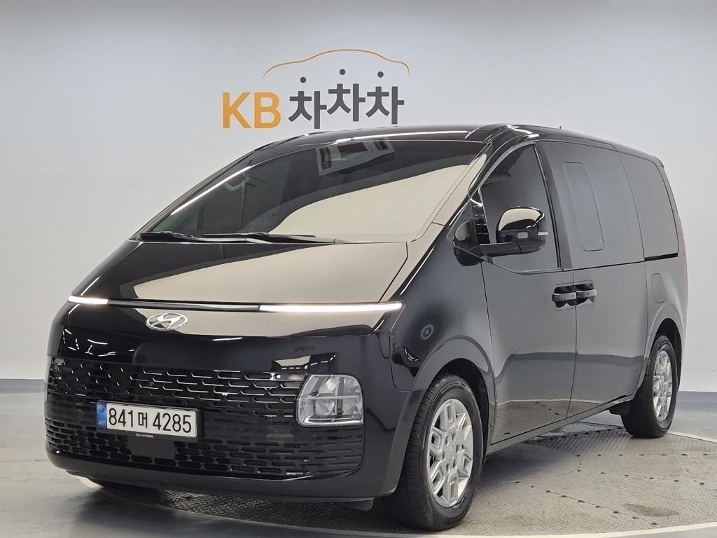 2022 HYUNDAI STARIA 
