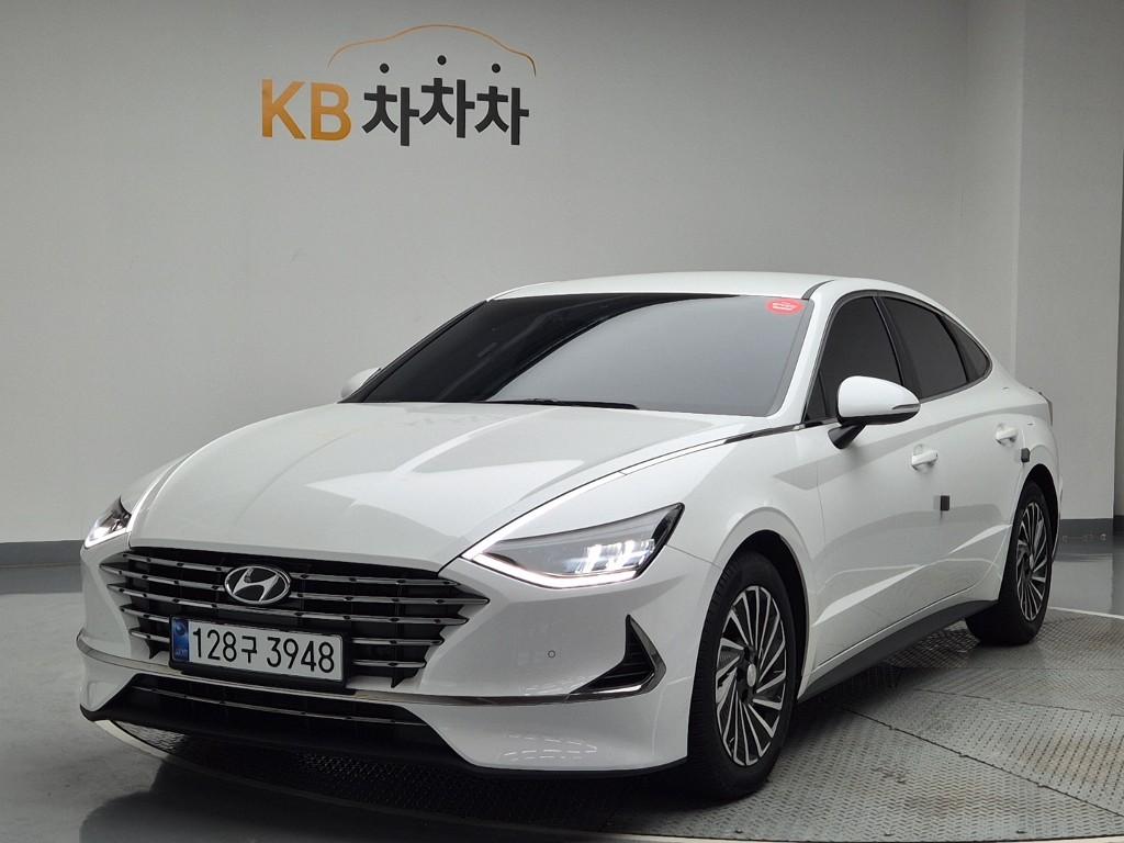 2022 HYUNDAI SONATA (DN8) HYBRID 