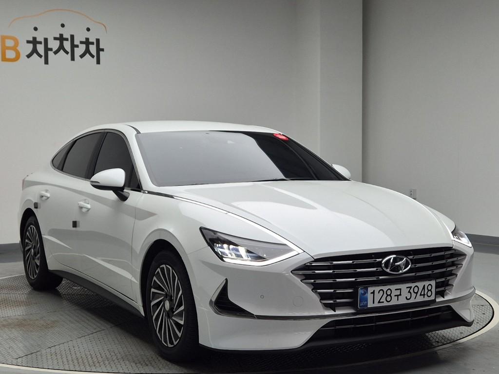 2022 HYUNDAI SONATA (DN8) HYBRID 